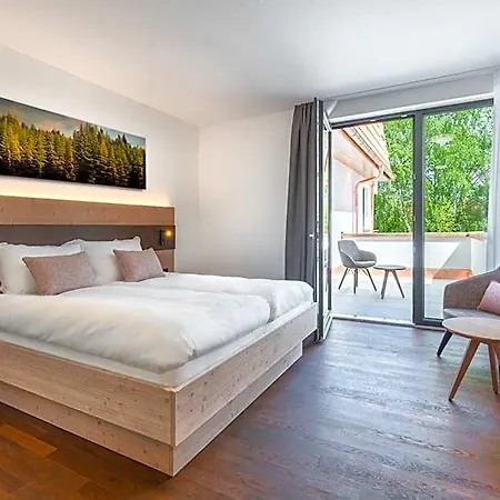 Gruener Wald Hotel *